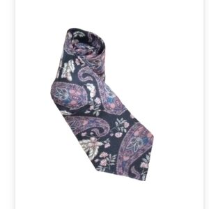 Mikael Collection York 100% Italian Silk Black Paisley Acorn Tie 56 x 4